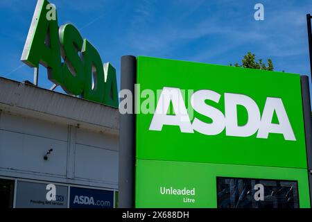 Asda supermarket chain on Old Kent Road on 8th May 2024 in London, England, United Kingdom. Asda Stores Ltd. is a British supermarket retailer, headquartered in West Yorkshire. The company was founded in 1949 and was listed on the London Stock Exchange until 1999 when it was acquired by the American retail giant Walmart for £6.7 billion. Asda was the second-largest supermarket chain in Britain between 2003 and 2014 by market share, at which point it fell into third place. Since April 2019, it has regained its second-place position. Stock Photo