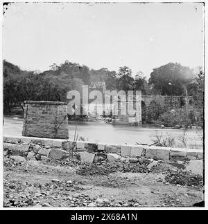 Richmond, Virginia. Ruins of Richmond & Danville Railroad bridge, Civil War Photographs 1861-1865 Stock Photo