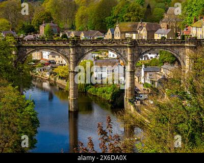 View of the railway viaduct over the River Nidd in Knaresborough North Yorkshire England UK which was built in 1852 designed by Thomas Grainger. Stock Photo