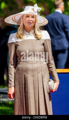 Oslo, Norwegen. 14th May, 2024. Norwegian Crown Princess Mette Marit attends the Wreath laying ceremony at the National Monument in Oslo Credit: Albert Nieboer POINT THE VUE OUT/dpa/Alamy Live News Stock Photo