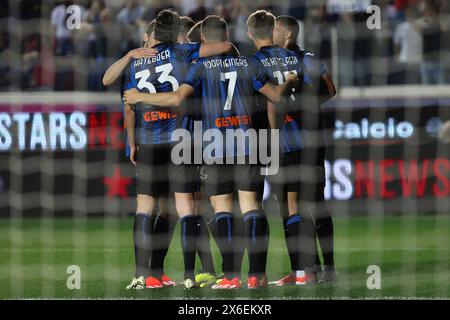 Bergamo, Italy. 12th May, 2024. Italy, Bergamo, may 12 2024: Charles De Ketelaere (Atalanta) scores and celebrates the 2-0 goal at 20' during soccer game Atalanta BC vs AS Roma, day 36 Serie A Tim 2023-2024 Gewiss Stadium.Atalanta BC vs AS Roma, Lega Calcio Serie A 2023/2024 day 36 at Gewiss Stadium (Credit Image: © Fabrizio Andrea Bertani/Pacific Press via ZUMA Press Wire) EDITORIAL USAGE ONLY! Not for Commercial USAGE! Stock Photo