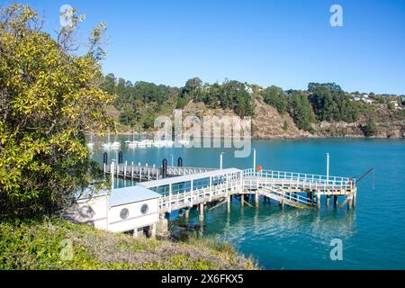 Diamond Harbour Wharf, Waipapa Avenue, Diamond Harbour, Lyttelton Harbour, Banks Peninsula, Canterbury, New Zealand Stock Photo