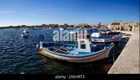 Italy, Sicily, Marzamemi (Siracusa Province), fishing boats in the port Stock Photo