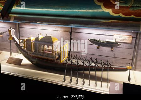 Scale-down model of 16th-18th Indian Raja's State Barge. Transport Gallery, Birla Industrial & Technological Museum. Kolkata, West Bengal, India. Stock Photo