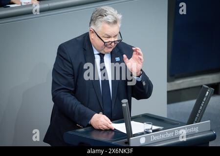 Deutscher Bundestag, 169. Plenarsitzung Michael Georg Link FDP im Portrait bei seiner Rede zum Tagesordnungspunkt 75 Jahre Europarat bei der 169. Sitzung des Deutschen Bundestag in Berlin, 16.05.2024 Berlin Berlin Deutschland *** German Bundestag, 169th plenary session Michael Georg Link FDP in portrait during his speech on the agenda item 75 years of the Council of Europe at the 169th session of the German Bundestag in Berlin, 16 05 2024 Berlin Berlin Germany Stock Photo