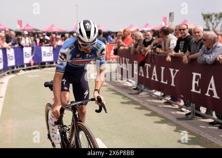 Martinsicuro, Italia. 16th May, 2024. Alaphilippe Julian (Team Soudal - Quickstep) during the stage 12 of the of the Giro d'Italia from Martinsicuro to Fano, 16 May 2024 Italy. (Photo by Massimo Paolone/Lapresse) Credit: LaPresse/Alamy Live News Stock Photo