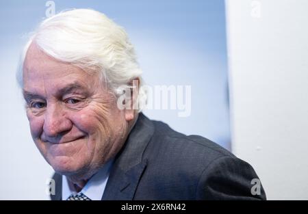 Mannheim, Germany. 16th May, 2024. Hasso Plattner (r), co-founder of the SAP software group, smiles as he bids farewell. Credit: Marijan Murat/dpa/Alamy Live News Stock Photo