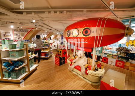 THE FIRST-EVER FAO SCHWARZ OPENS IN PARIS Stock Photo