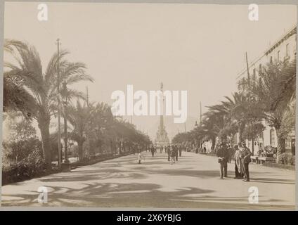 Paseo de Colón in Barcelona with the monument to Columbus at the end, Part of Travel album with photos of sights in France, Spain, Italy, Germany, Switzerland and Austria., photograph, anonymous, Barcelona, c. 1880 - in or before 21-Apr-1898, paper, albumen print, height, 155 mm × width, 224 mm Stock Photo