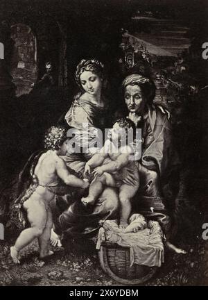 Photo reproduction of (presumably) a print after a painting by Raphael, depicting the Holy Family (La Perla), Part of a travel album with recordings of works of art, people and sights in Spain., photograph, anonymous, after print by: anonymous, after painting by: Rafaël, c. 1860 - c. 1875, photographic support, albumen print, height, 143 mm × width, 106 mm Stock Photo