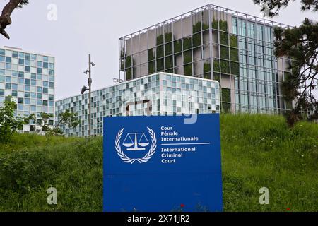 Schild mit Aufschrift International Criminal Court vor dem Dienstgebäude des Internationalen Strafgerichtshof IStGH in Den Haag. Schild mit Aufschrift International Criminal Court vor dem Dienstgebäude des Internationalen Strafgerichtshof IStGH in Den Haag. Den Haag Südholland Niederlande *** Sign with the inscription International Criminal Court in front of the office building of the International Criminal Court ICC in The Hague Sign with the inscription International Criminal Court in front of the office building of the International Criminal Court ICC in The Hague The Hague South Holland Ne Stock Photo