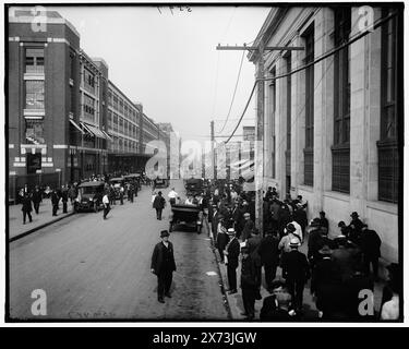 Four o'clock shift, Ford Motor Company, Detroit, Mich., Title from jacket., '529-T' on negative., Detroit Publishing Co. no. 500947., Gift; State Historical Society of Colorado; 1949,  Automobile industry. , Streets. , United States, Michigan, Detroit. Stock Photo