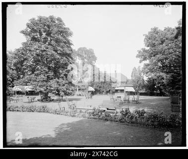 Chevy Chase Club, Chevy Chase, Maryland, Title from jacket., 'G 5300' on negative., Detroit Publishing Co. no. 036807., Gift; State Historical Society of Colorado; 1949,  Clubhouses. , Clubs. , United States, Maryland, Chevy Chase. Stock Photo