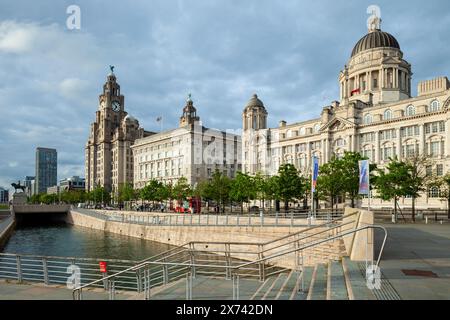 Three Graces on Liverpool waterfront, Merseyside, England. Stock Photo