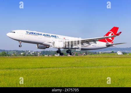 Zürich, 1 Mai 2024:Turkish Airliners Airbus A330 airplane at Zürich Airport Stock Photo