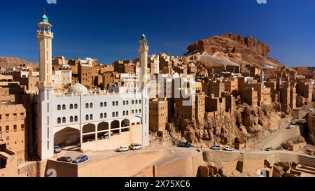 Al Hajarayn, or Hagarein, is a town in Wadi Dawan region in Hadhramaut Governorate, Yemen. It is famous for its dried mud buildings. Stock Photo