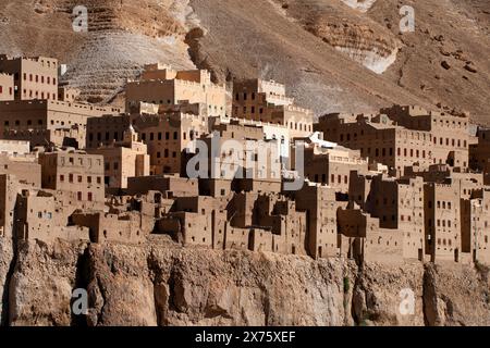 Al Hajarayn, or Hagarein, is a town in Wadi Dawan region in Hadhramaut Governorate, Yemen. It is famous for its dried mud buildings. Stock Photo