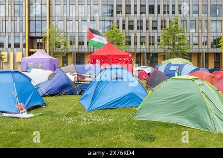 Pro Palestinian protesters in around 40 tents set up at the University of Birmingham. The students are protesting the Israel Hamas war. Stock Photo