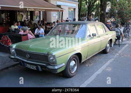 Opel diplomat hi-res stock photography and images - Alamy
