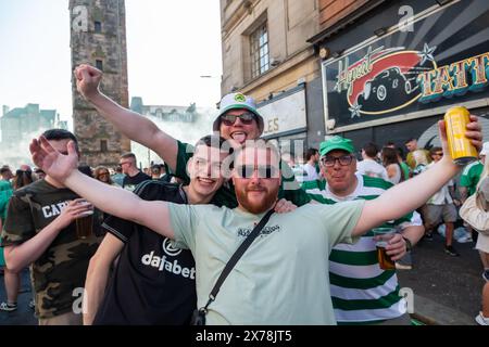 Glasgow, Scotland, UK. 18th May, 2024. Celtic FC fans celebrating winning the Scottish Premiership. Credit:Skully/Alamy Live News Stock Photo