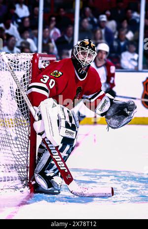 Chicago Blackhawks goalie Ed Belfour and center Jeremy
