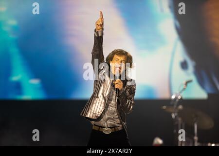 Houston, Texas, United States. 28th Apr, 2024. Mick Jagger is performing with The Rolling Stones at NRG Stadium in Houston, Texas, on April 28, 2024. (Photo by Reginald Mathalone/NurPhoto) Credit: NurPhoto SRL/Alamy Live News Stock Photo