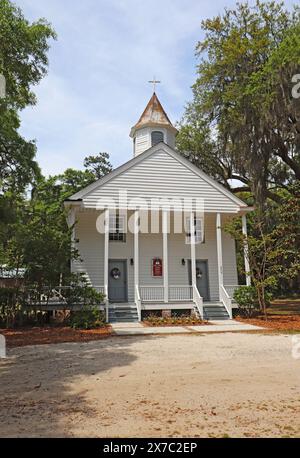 DAUFUSKIE ISLAND, SOUTH CAROLINA - April 6 2023: Front view of the historic First Union African Baptist Church, which was built in 1884. Stock Photo