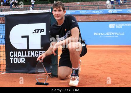 Fancesco Passaro (Italy) winner of the 2nd Open Piemonte Intesa San Paolo celebrates  during  2024 Piemonte Open Intesa San Paolo, International Tennis match in Turin, Italy, May 19 2024 Stock Photo