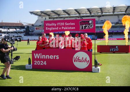 Leeds, 19 May 2024. The England Women team lift the Vitality IT20 Trophy after beating Pakistan 3 - 0 in the 3 match series. Credit: Colin Edwards/Alamy Live News Stock Photo