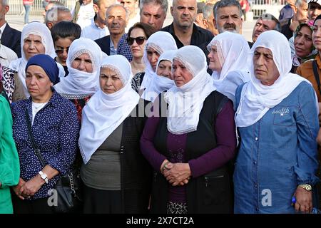 Diyarbakir, Turkey. 18th May, 2024. A group of Kurdish women take part during the demonstration. The heavy prison sentences given to Kurdish politicians were protested with mass statements in Istanbul, Adana and Diyarbakir. Democratic Regions Party (DBP) Co-Chair Cigdem Kilicgun Ucar, Workers' Party of Turkey (TIP) Chair Erkan Bas, Peoples' Equality and Democracy Party (DEM Party) MPs, representatives of some civil society organizations and the public attended the statement in Diyarbak?r's Dagkapi square. (Photo by Mehmet Masum Suer/SOPA Images/Sipa USA) Credit: Sipa USA/Alamy Live News Stock Photo