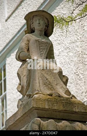 Statue at the Entrance to Lauderdale House, Highgate, London, UK Stock Photo