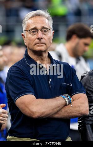 Milano, Italy. 19th May, 2024. Italian TV host Paolo Bonolis is seen during the award ceremony celebrating winning the Serie A title and the 20th Scudetto after the Serie A TIM match between FC Internazionale and SS Lazio at Giuseppe Meazza Stadium in Milano, Italy, on May 19 2024 Credit: Mairo Cinquetti/Alamy Live News Stock Photo