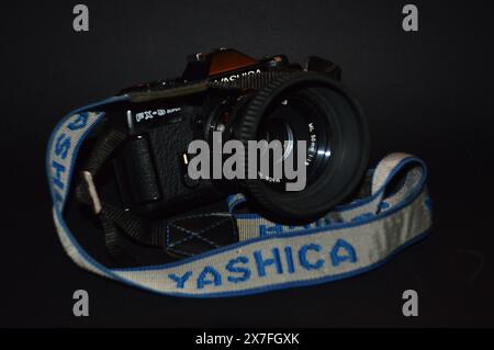 Old Yashica fx3 super 2000 camera with 50 lens Stock Photo