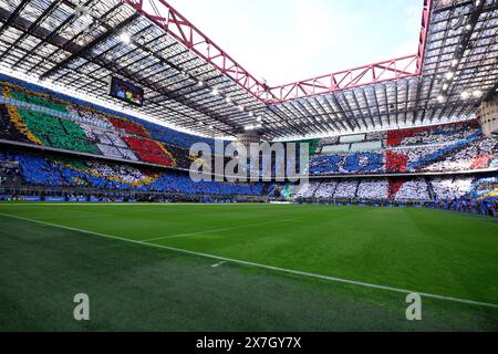 Milano, Italy. 19th May, 2024. Fc Internazionale fans coreography during the Serie A football match beetween Fc Internazionale and Ss Lazio at Stadio Giuseppe Meazza on May 19, 2024 in Milan Italy . Credit: Marco Canoniero/Alamy Live News Stock Photo