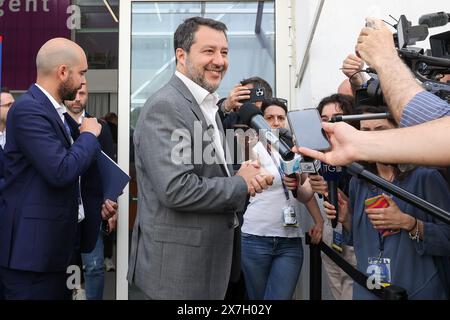 Bologna, opificio golinelli, Tappa a Bologna evento L'Italia dei Sì 2023-2032 - Progetti e grandi opere in Italia con il vicepresidente del Consiglio e ministro delle Infrastrutture e dei Trasporti, Matteo Salvini, presenterà le opere infrastrutturali strategiche per l'Italia e l'Emilia-Romagna dei prossimi anni Bologna, Italia - Cronaca - Lunedì 20 Maggio 2024 ( Photo Guido Calamosca/LaPresse ) Bologna, opificio golinelli, Stop in Bologna event «The Italy of Yes 2023-2032 - Projects and major works in Italy» with the Vice President of the Council and Minister of Infrastructure and Transpo Stock Photo