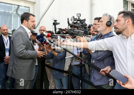 Bologna, opificio golinelli, Tappa a Bologna evento L'Italia dei Sì 2023-2032 - Progetti e grandi opere in Italia con il vicepresidente del Consiglio e ministro delle Infrastrutture e dei Trasporti, Matteo Salvini, presenterà le opere infrastrutturali strategiche per l'Italia e l'Emilia-Romagna dei prossimi anni Bologna, Italia - Cronaca - Lunedì 20 Maggio 2024 ( Photo Guido Calamosca/LaPresse ) Bologna, opificio golinelli, Stop in Bologna event «The Italy of Yes 2023-2032 - Projects and major works in Italy» with the Vice President of the Council and Minister of Infrastructure and Transpo Stock Photo