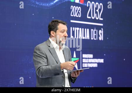 Bologna, opificio golinelli, Tappa a Bologna evento L'Italia dei Sì 2023-2032 - Progetti e grandi opere in Italia con il vicepresidente del Consiglio e ministro delle Infrastrutture e dei Trasporti, Matteo Salvini, presenterà le opere infrastrutturali strategiche per l'Italia e l'Emilia-Romagna dei prossimi anni Bologna, Italia - Cronaca - Lunedì 20 Maggio 2024 ( Photo Guido Calamosca/LaPresse ) Bologna, opificio golinelli, Stop in Bologna event «The Italy of Yes 2023-2032 - Projects and major works in Italy» with the Vice President of the Council and Minister of Infrastructure and Transpo Stock Photo