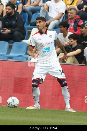 Foto Gianni Santandrea/LaPresse 19 maggio 2024 Reggio Emilia, Italia - sport, calcio - Sassuolo vs Cagliari - Campionato di calcio Serie A Tim  2023/2024 - Stadio Mapei. Nella foto: Deiola   Photo Gianni Santandrea/LaPresse May 19, 2024 Reggio Emilia, Italy - sports, soccer - Sassuolo vs Caglairi - Serie A Tim 2023/2024 football championship - Mapei Stadium. In the picture: Deiola Stock Photo