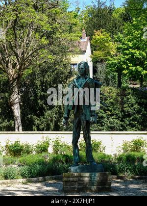 Statue of Vincent Van Gogh by artist Ossip Zadkine, 1961, in the parc Van-Gogh, Auvers-sur-Oise, France. Stock Photo