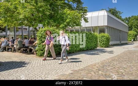 Mensa FU II, Silberlaube, Freie Universität, Habelschwerdter Allee, Dahlem, Steglitz-Zehlendorf, Berlin, Deutschland *** Mensa FU II, Silberlaube, Freie Universität, Habelschwerdter Allee, Dahlem, Steglitz Zehlendorf, Berlin, Germany Stock Photo