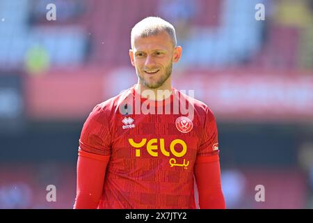 Sheffield, UK. 19th May, 2024. Adam Davies of Sheffield United warms up ahead of the match, during the Premier League match Sheffield United vs Tottenham Hotspur at Bramall Lane, Sheffield, United Kingdom, 19th May 2024 (Photo by Cody Froggatt/News Images) in Sheffield, United Kingdom on 5/19/2024. (Photo by Cody Froggatt/News Images/Sipa USA) Credit: Sipa USA/Alamy Live News Stock Photo