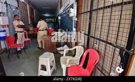 Mumbai, India. 20th May, 2024. Bollywood Actor Anil Kapoor (L) Casts ...