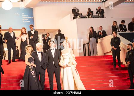 Cannes, France. 17th May, 2024. Richard Gere, Allejandra Silva, Homer James Jigme Gere and Uma Thurman attend the 'Oh, Canada' Red Carpet at the 77th annual Cannes Film Festival at Palais des Festivals. Credit: SOPA Images Limited/Alamy Live News Stock Photo