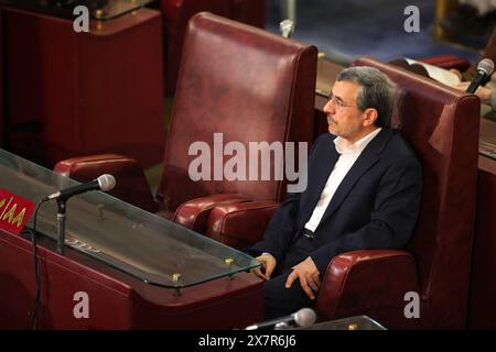 Tehran, Iran. 21st May, 2024. Former Iranian President MAHMOUD AHMADINEJAD attends the first session of the Assembly of Experts after an election that decided the new assembly at the old Iranian Parliament building in Tehran. Under the Iranian constitution, the 86-member all-cleric assembly has the right to monitor the supreme leader's performance and choose or dismiss him. (Credit Image: © Rouzbeh Fouladi/ZUMA Press Wire) EDITORIAL USAGE ONLY! Not for Commercial USAGE! Stock Photo