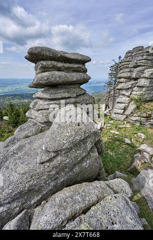 landscape with awesome rock formation on the summit of Dreisesselberg in the Bavarian Forest mountains near Neureichenau, Bavria, Germany Stock Photo