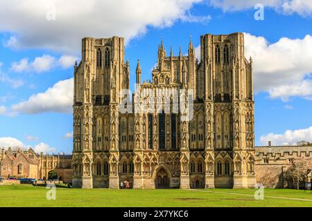 The imposing twin towers on the West Front of Wells Cathedral, Somerset, England, UK Stock Photo