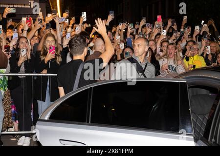 Tom Holland mania, outside the Duke of York Theatre's Romeo and Juliet in London's West End as Spiderman actor only pauses briefly for photographs, UK Stock Photo