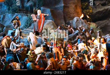 THE TEN COMMANDMENTS 1956 Paramount Pictures film  with Charlton Heston as Moses. Stock Photo