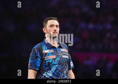 Sheffield, UK. 16th May, 2024. Luke Humphries during the 2024 BetMGM Premier League Darts, Night 16, Sheffield at Utilita Arena, Sheffield, England, United Kingdom on 16 May 2024 Credit: Every Second Media/Alamy Live News Stock Photo