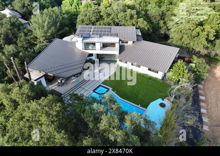 An aerial view of mansion house purchased by Los Angeles Dodgers player Shohei Ohtani, Wednesday, May 22, 2024, in La Canada Flintridge, Calif. The home was purchased through limited liability company Decopin LLC, the name of Ohtani's dog. Stock Photo